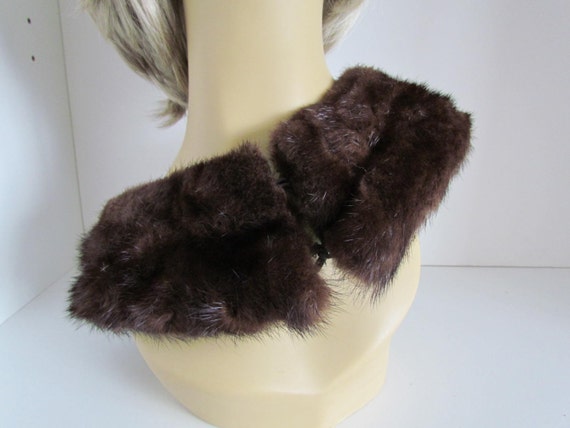 Wide Detachable Vintage Fur Collar, Dark Brown Mi… - image 4