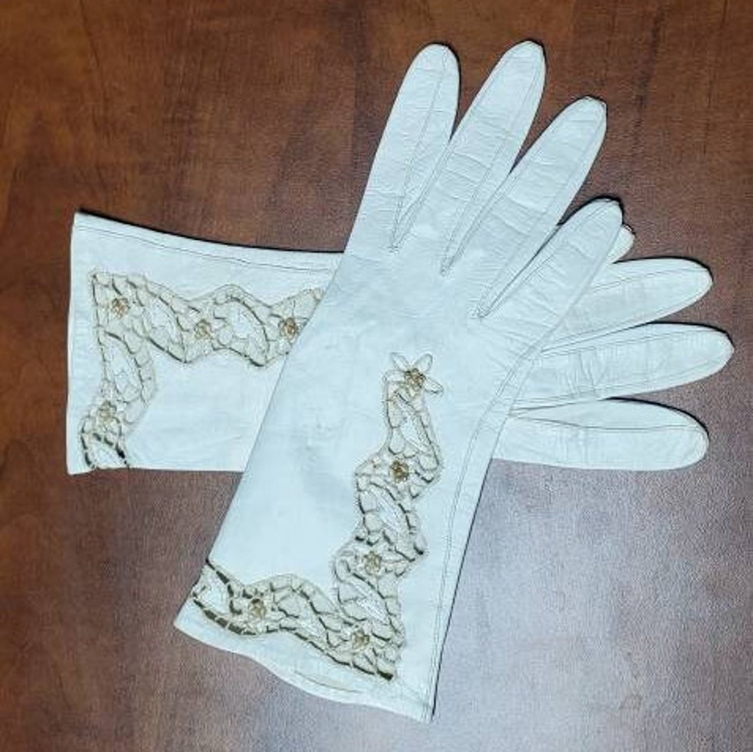 Vintage Leather Bridal Gloves Embroidered With Seed Pearls, off White Leather Gloves, Womens