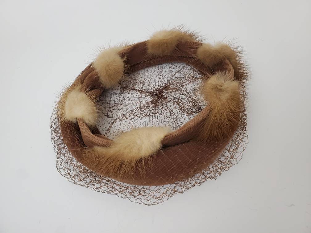 Mink Fur Pillbox Hat With Face Veil, 1940s Designer Marvin  display picture 1