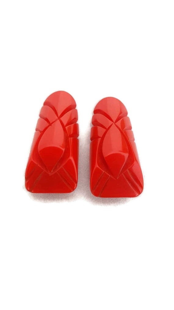 Pair of Red Bakelite Dress Clips, Bakelite Jewelr… - image 2