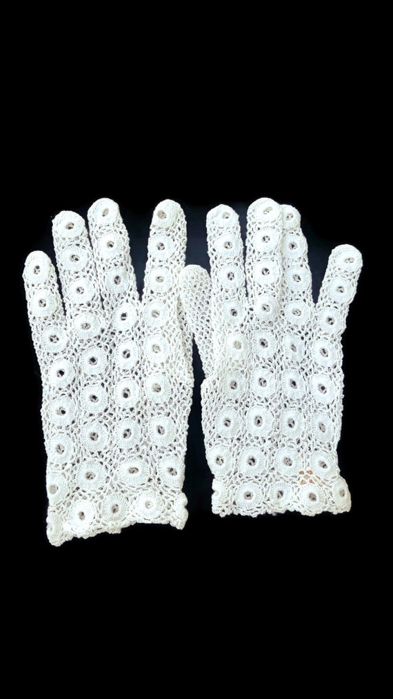 Antique Hand Crocheted Gloves Victorian White Glo… - image 1