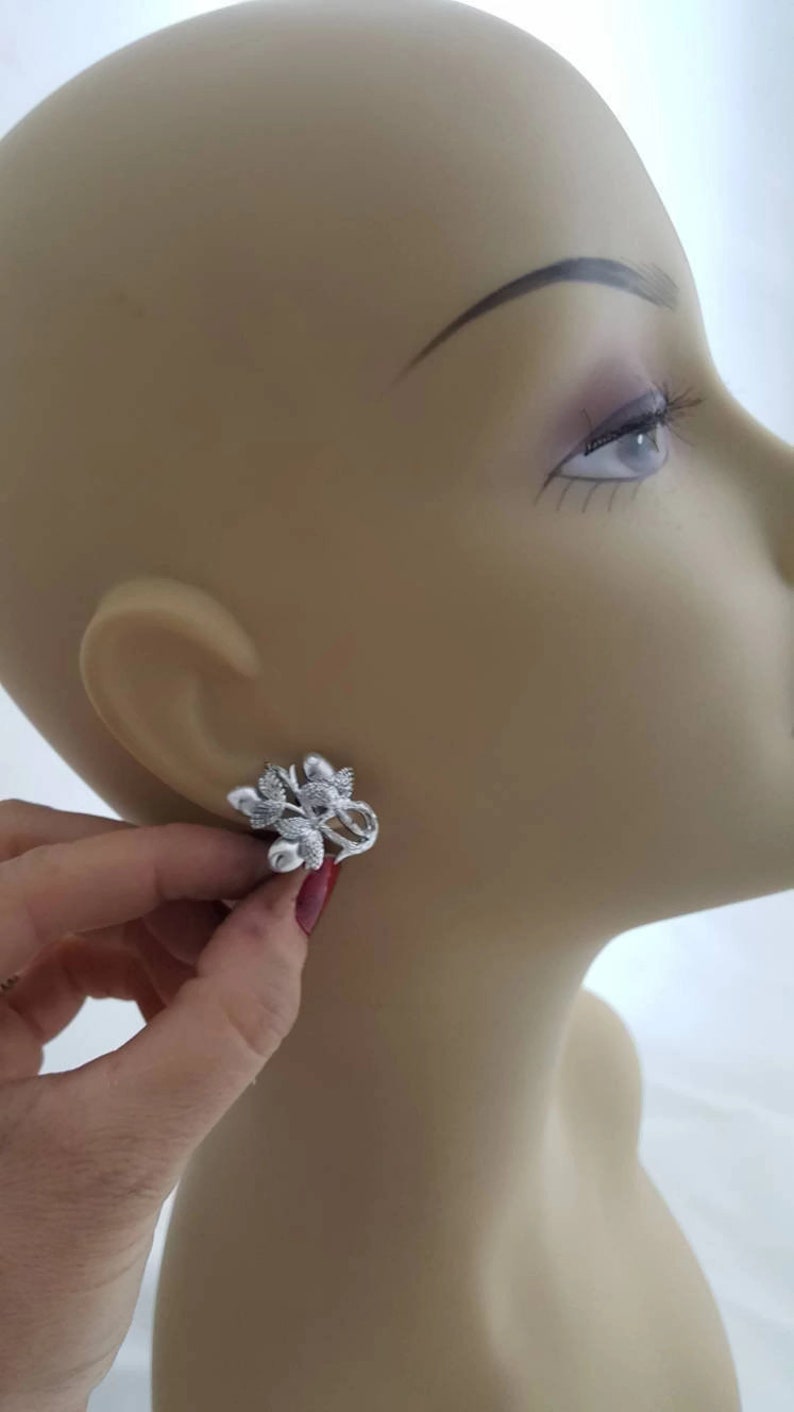 Vintage Coro Jewelry For Fall Acorn Coro Earrings Silver Clip On Earrings Acorn Jewelry For Women