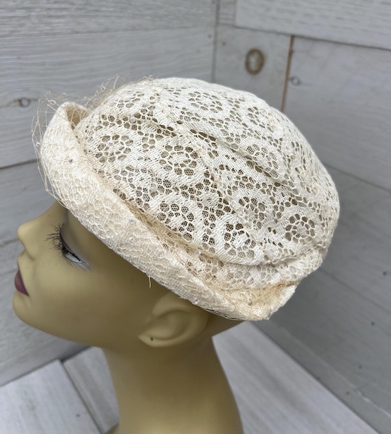 Bonnet For Wedding, Fascinator Bridal Fascinator, Crocheted, Vintage Bride Headpiece, off White Fascinators, Crocheted Hats
