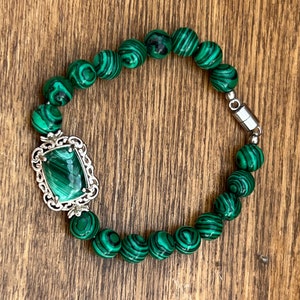 Antique Faux Malachite Bracelet with Magnetic Clasp and Ornate Charm For Women, Bright Green Faux Malachite Bracelets
