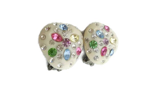 Vintage plastic shop clip on earrings