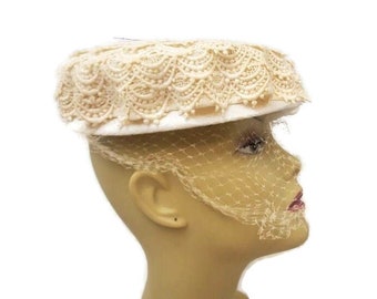 Vintage Lace Hat With Veil 1940s Off White Victorian Hat, Vintage Pillbox Hat Crocheted Hats, Tilt Hat Womens Hats, Fancy Ladies Church Hats