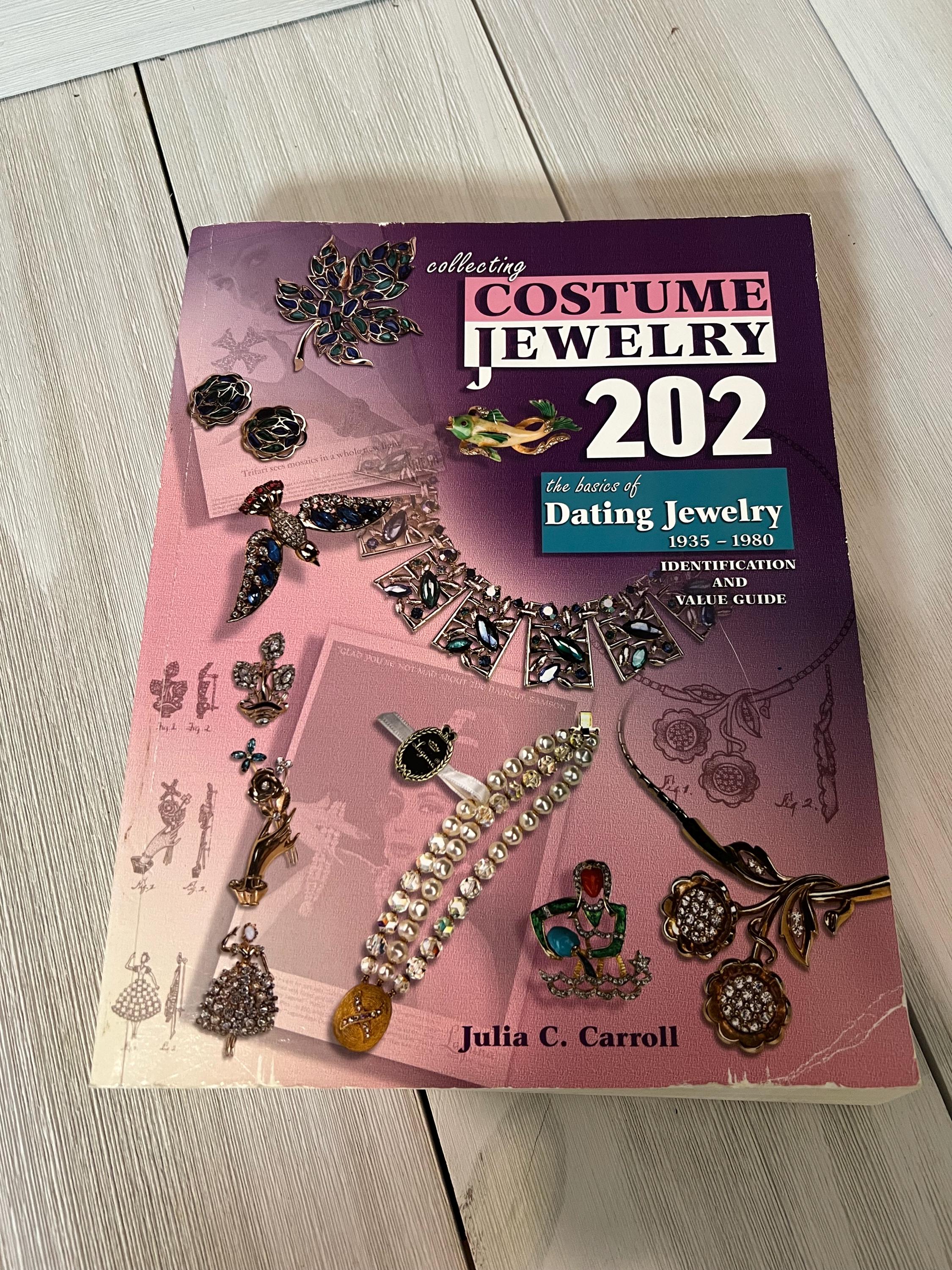 Julia Carroll Collecting Costume Jewelry 202, Dating Jewelry