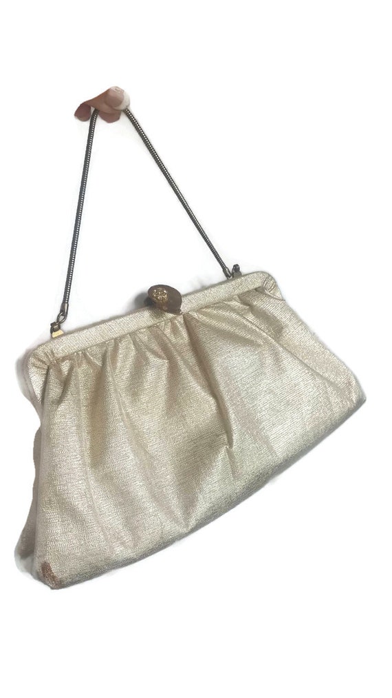 WMNS Shimmering Finish Clutch Bag - Fine Chain Strap / Gold