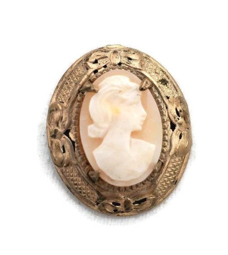Victorian Jewelry Cameo Brooch Antique Cameo Carved Shell Cameo Pin 1800s Jewelry Cameos Edwardian Jewelry Vintage Cameo