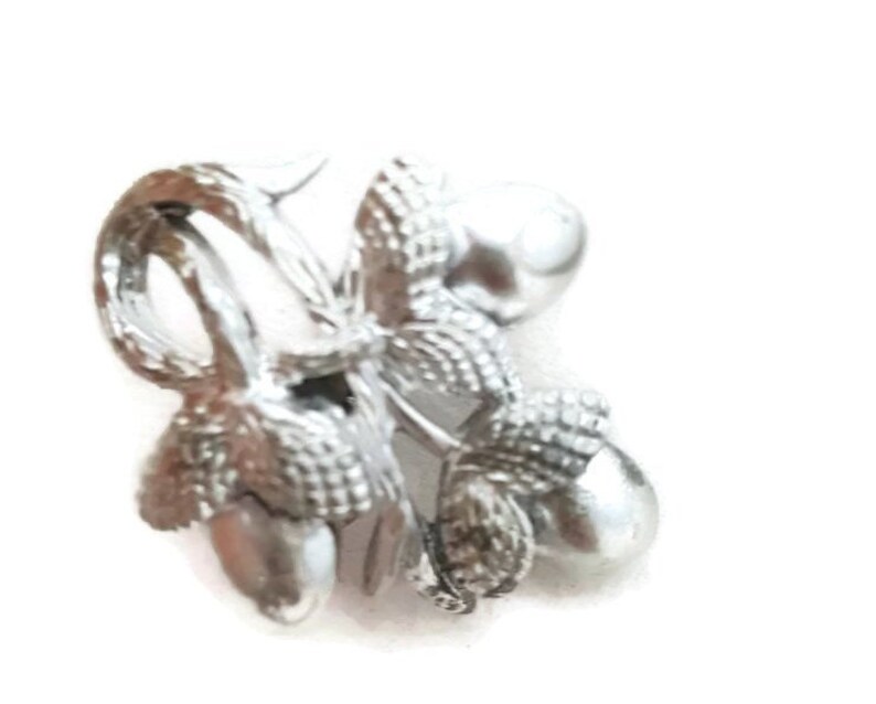 Vintage Coro Jewelry For Fall Acorn Coro Earrings Silver Clip On Earrings Acorn Jewelry For Women