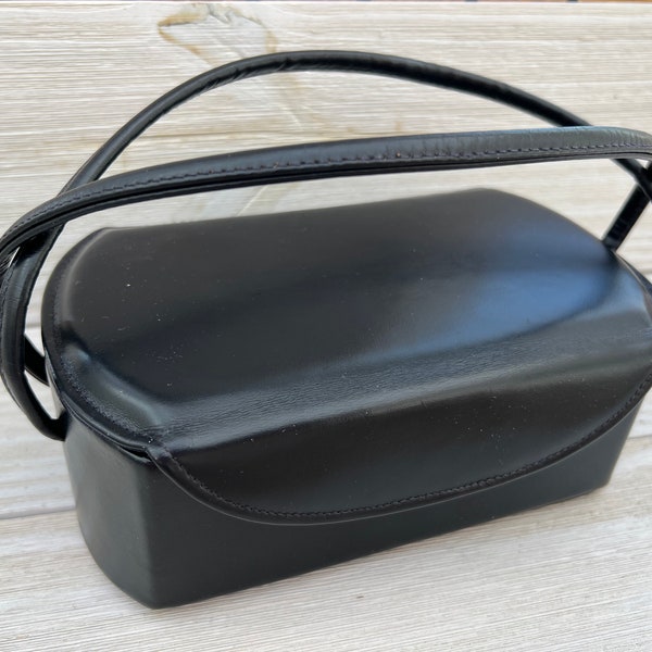 Leather Box Purse Vintage 1960s Designer New Yorker Train Case Purse Vintage Womens Handbags, Bags and Purses