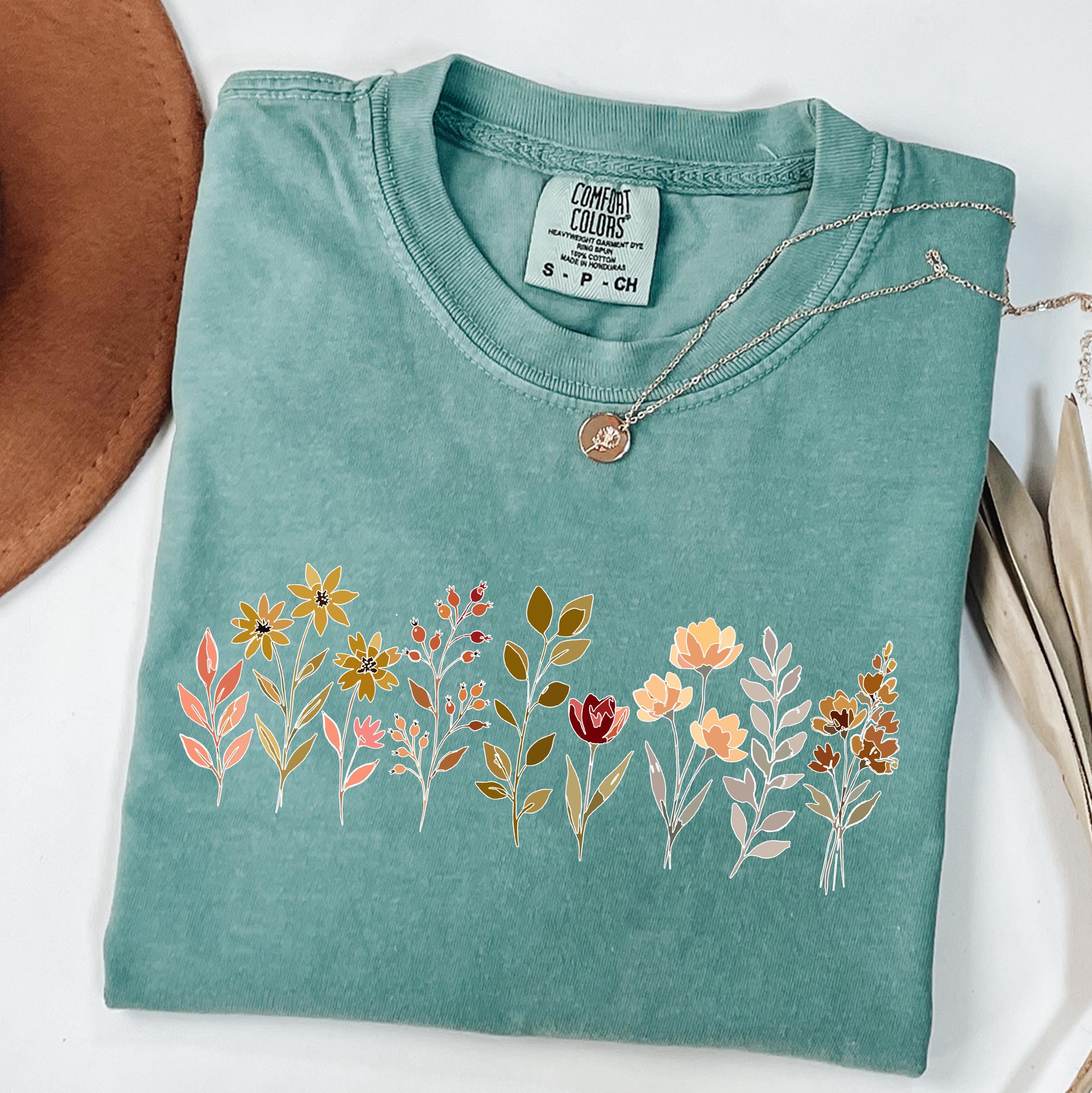 Comfort Colors® Colorful Wildflower Floral Graphic T-shirt, Vintage ...