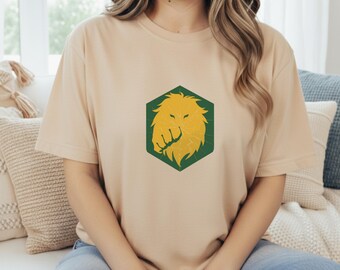 Geometric Lion Badge Shirt | King Lion Strength Tee | Minimalist Gym Motivation Top | Motivational Lion Spirit Apparel | Lion Fist Graphic