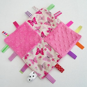 Taggie de la niña, Taggy de la niña del bebé, Lovie amor de la niña de la niña, punto minky, manta de la cinta del niño, consolador del niño, patchwork, mariposas