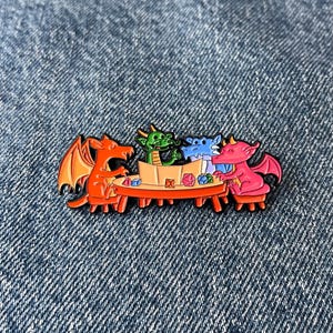 Dragon Tabletop RPG Enamel Pin – Cute Fantasy Gamer Badge – D20 Dice Lapel Pin Gift
