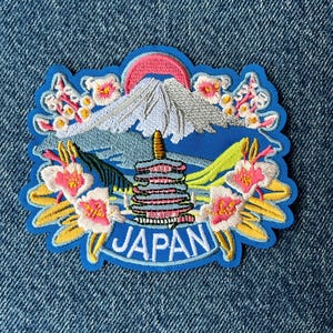 Mount Fuji Embroidered Patch – Japan Landscape Iron On Badge – Cherry Blossom Travel Applique - Japan lover gift