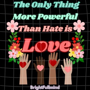 Peut inclure: Ensemble de trois mugs en céramique avec une finition mate et mouchetée. Les tasses sont de couleur crème, gris clair et gris foncé. Chaque mug a un design simple et minimaliste et une anse arrondie.