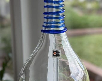 Jarrón de vidrio artístico hecho a mano Blenko, transparente, azul cobalto, cuello en espiral, 36 cm (14,25 pulgadas)
