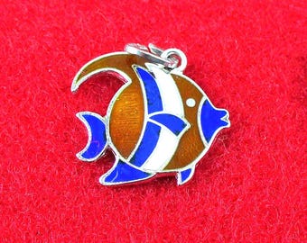 Beau Sterling Silver Enamel Blue Orange White Aquarium Keepsake Angelfish Charm Travel Souvenir Vintage 1970's Collectors Vacation Memento