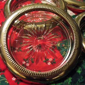 Sunburst Vintage Glass Holiday Entertaining Snowflake Leonard Silver Crystal and Silverplated coasters (4)