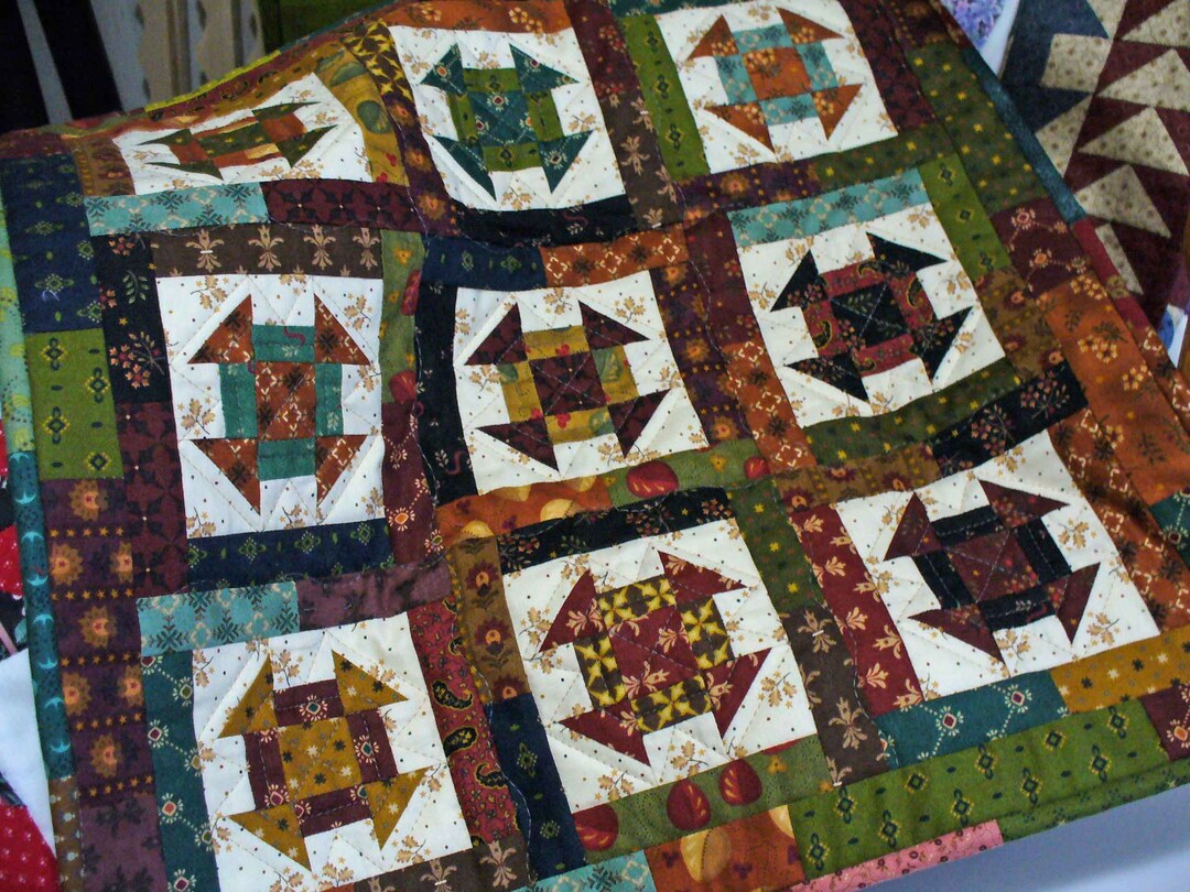 Wall Quilt, Table Topper, Country Decor, Quilted Wall Hanging, Basket Quilt, Multicolor, Kim