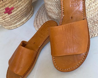 Sandali marocchini in pelle conciata naturale - Ciabatte artigianali di Marrakech - Scarpe estive tradizionali in vera pelle per donna
