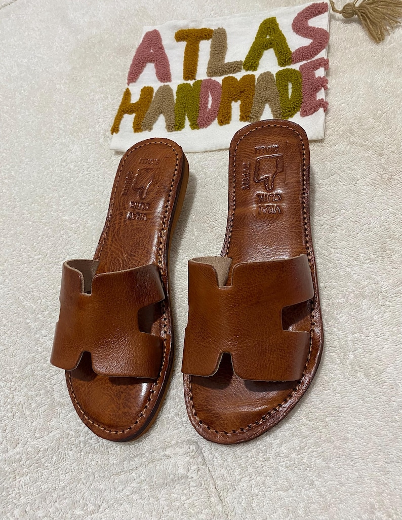 Sandales marocaines en cuir faites main, mules plates d'été pour femmes, mules artisanales en cuir, sandales élégantes, cadeau de plage unique image 7