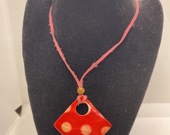 Womens Red Polka Dot Shell Necklace Vintage