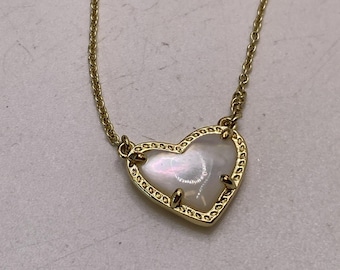 Kendra Scott Womens Mother Of Pearl Heart Necklace