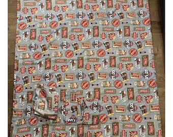 Conjunto de lençóis e edredom vintage da Coca-Cola com estampas publicitárias, tamanho casal/queen.