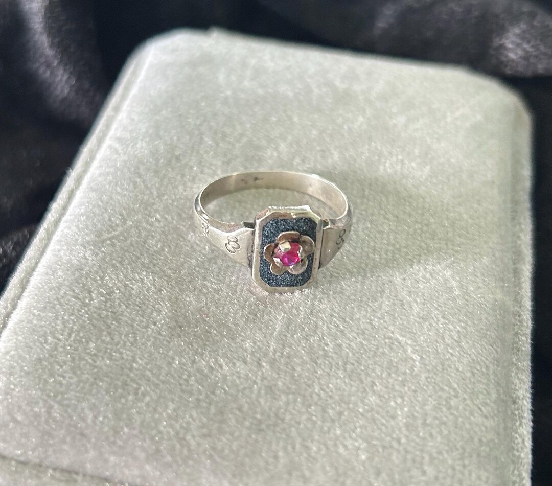 Ruby Inlaid Wring Antique Silver Flower Ring With Genuine Ruby and Stone Inlay, Size 10. ...