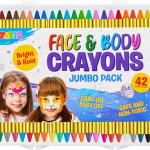 Op de afbeelding: Een jumbo verpakking van 42 gezichts- en lichaamskrijtjes in diverse kleuren. De doos toont de tekst "Face & Body Crayons" en "Jumbo Pack". De krijtjes zijn "Easy On, Easy Off" en "Veilig en niet-toxisch".