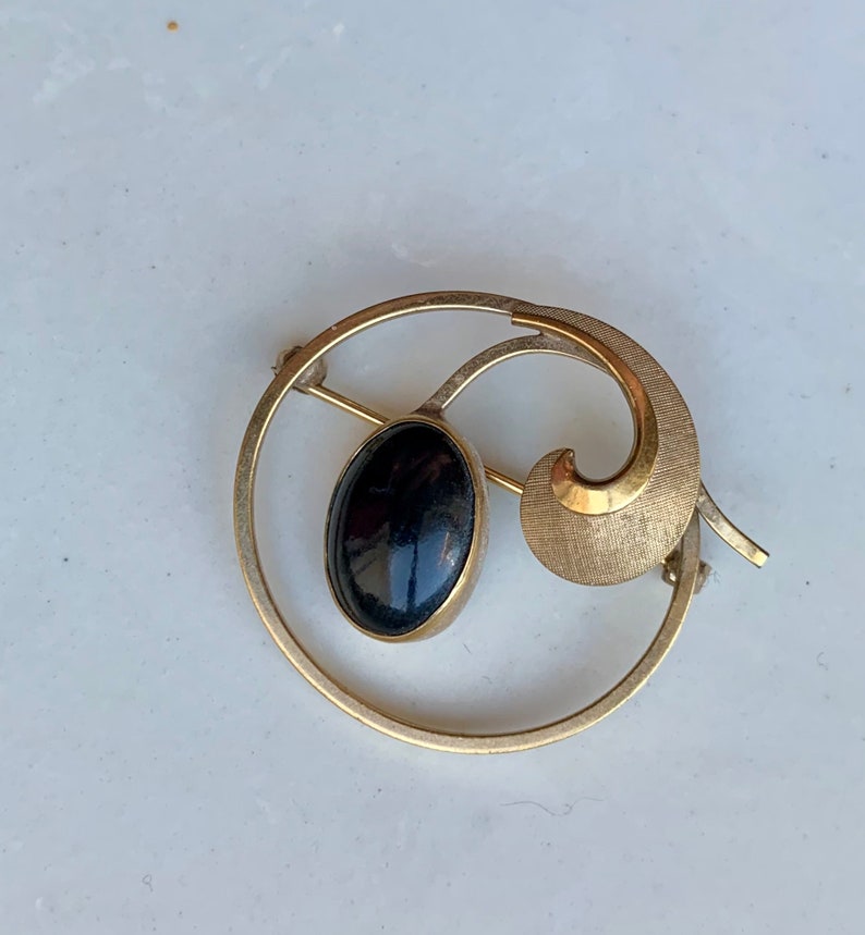 Vintage Van Dell 12K Gold Filled Black Onyx Brooch