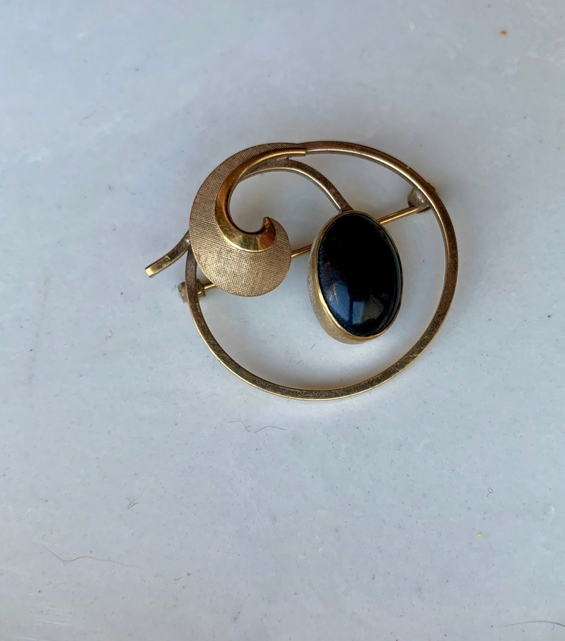 Vintage Van Dell 12K Gold Filled Black Onyx Brooch