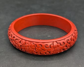 Vintage Chinese Cinnabar Lacquer Bangle Bracelet Carved Red Peony Floral 40g