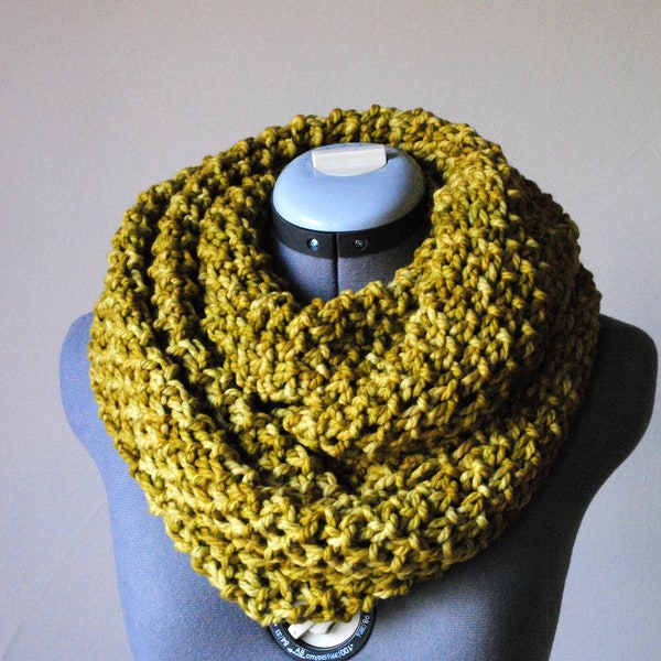 Infinity Scarf- In MOSS