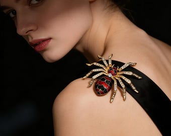 Sparkling Red Enamel Spider Brooch, Vintage Goth Insect Pin for Dark Academia and Witchy Outfits