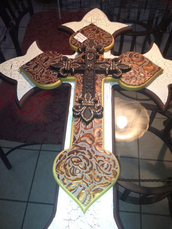 Items similar to Large wooden wall cross 4d on Etsy