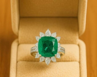 Labradorit Ring | Kissenschliff Grüner Stein, Weißer AD Halo, 925 Sterling Silber