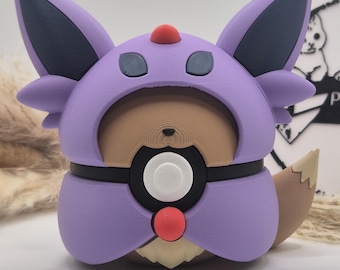 Eevee Pikachu med Espeon Poncho – inspirerad av Eevee Espeon | Söt Anime Samlarfigur | Gamer Room Decor | Presentidé