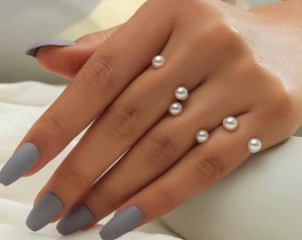 Pearl ring set