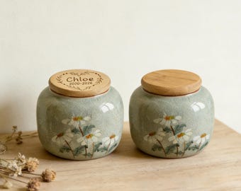 Personalized Pet Urn for Ashes, Custom Engraved Ceramic Keepsake Urn 7.4 oz, Small Daisy Memorial Urn with Bamboo Lid