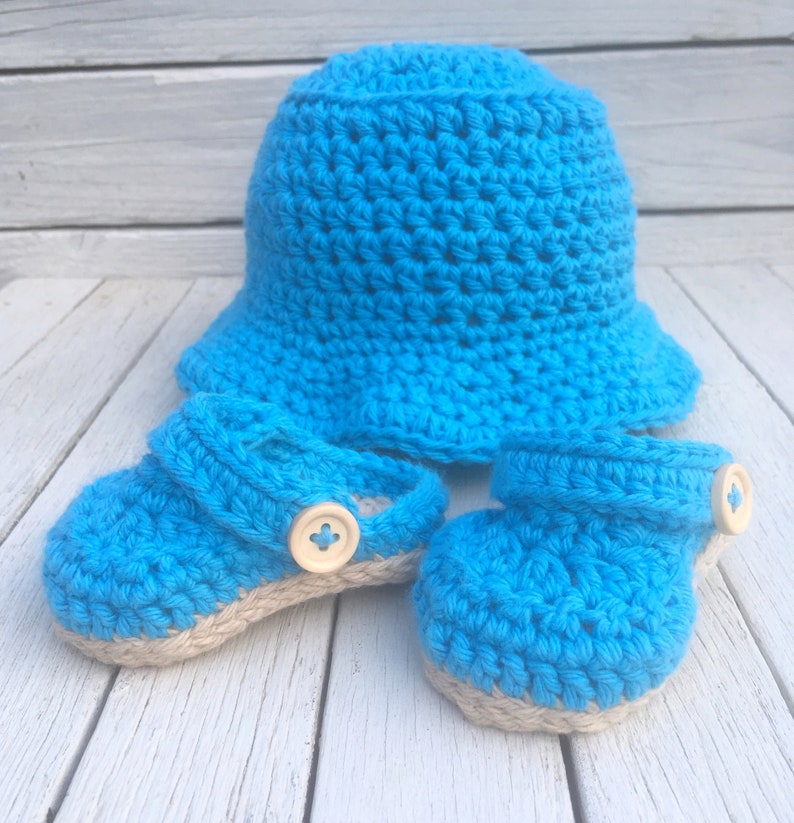 newborn crocs
