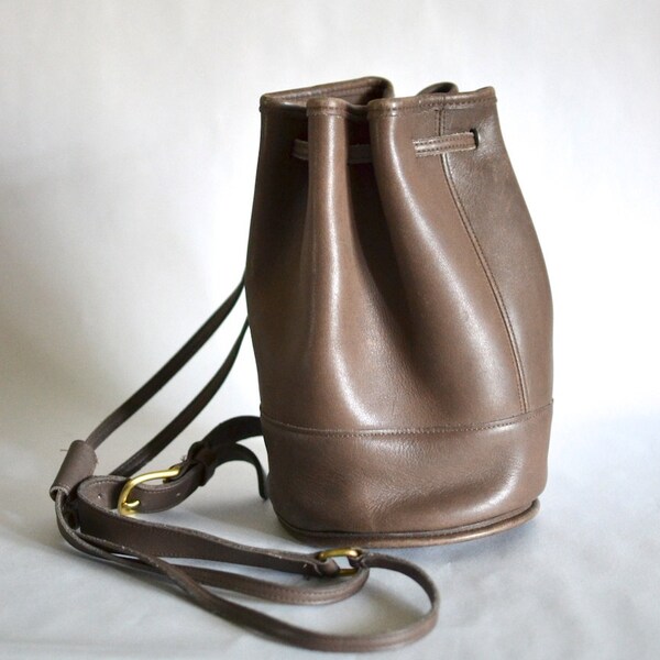 Vintage COACH USA Taupe Small Leather Bag - Drawstring Rucksack - Convertible
