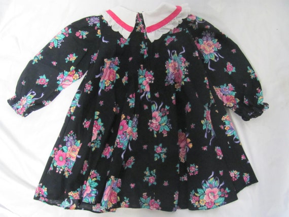 Girls Vintage 80s 90s ADORABLE Black Floral Long … - image 2