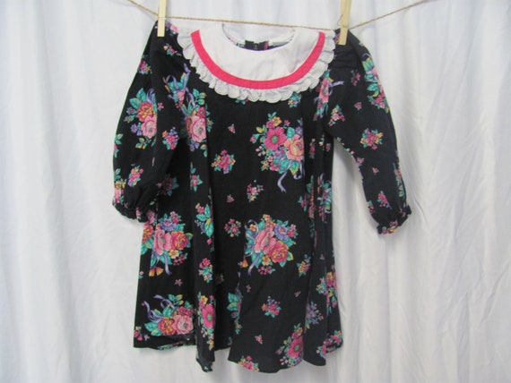 Girls Vintage 80s 90s ADORABLE Black Floral Long … - image 3