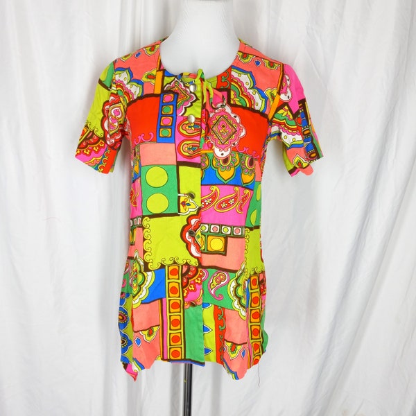 Vintage Retro 1970s Frayne Top Bright Multi Color Bohemian Button Down Blouse