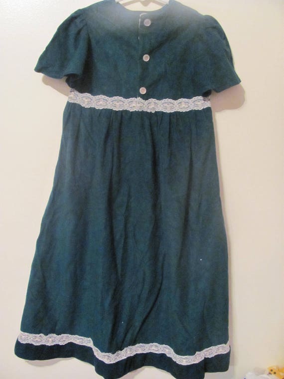 Vintage Girls Long Soft Green and Lace Maxi Dress - image 3