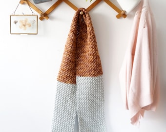 Crochet Scarf Pattern - Easy to Make - Beginner - Malabrigo Yarn - PDF Tutorial - Pretty - Textured - Vintage Style - Country Living