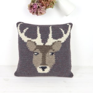 Stag Cushion Crochet Pattern, Woodland Animal, Farmhouse Pillow, Country Style Decor, Autumn Crochet, Fall Cushion, Patterns for Crochet, image 1